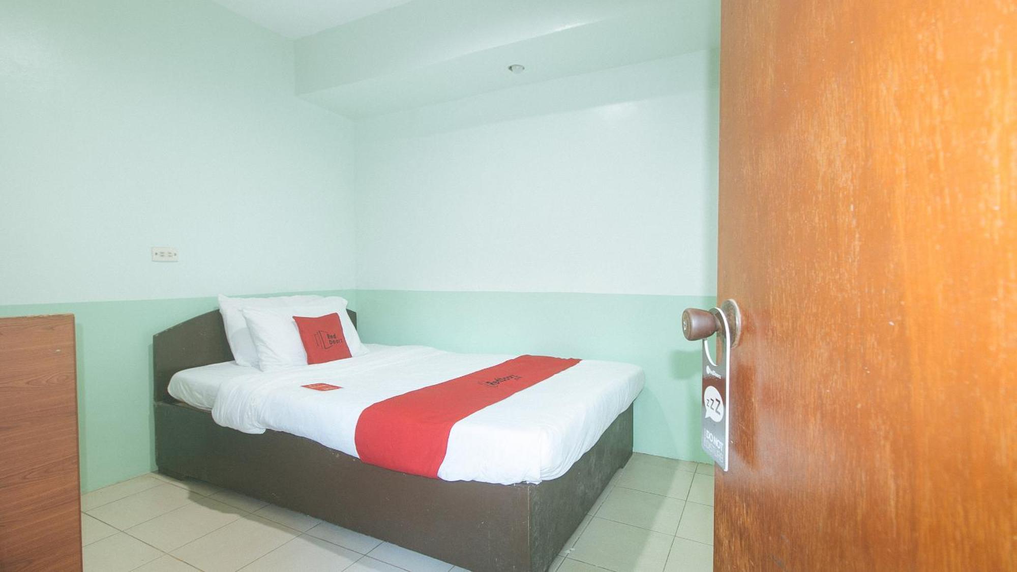 Reddoorz At Maanyag Pension House Mandaue Cebu Zewnętrze zdjęcie