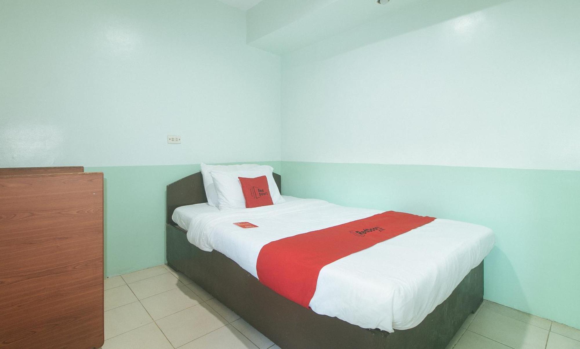 Reddoorz At Maanyag Pension House Mandaue Cebu Zewnętrze zdjęcie